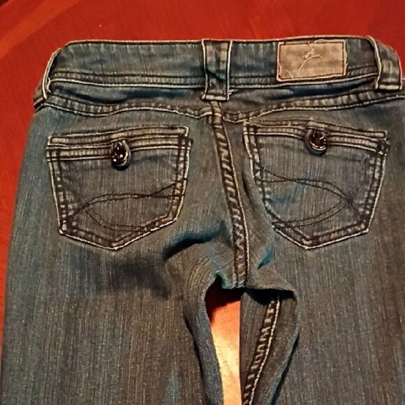 Blue Skinny Jeans with Dark Indigo Hue - Size: 1   (1092) - Picture 5 of 5